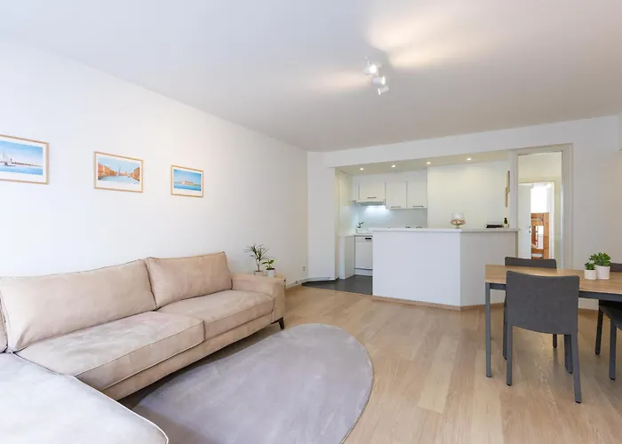 Miramar - Garage Available * Ostend